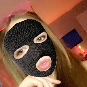 Meet your Posher, Ava